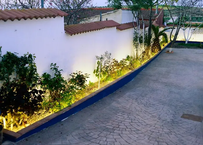 Azul Anil El Patio Casa Rural En Alameda